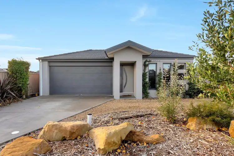 22 McMahon Drive, Ballan VIC 3342