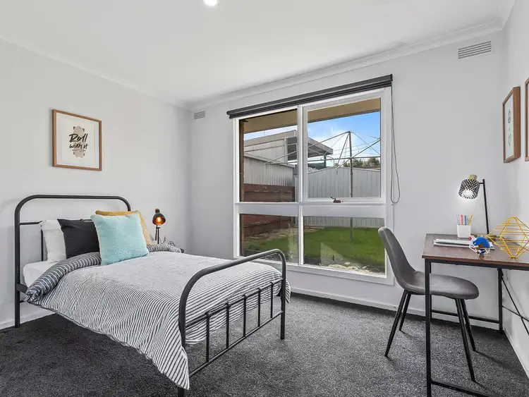 Sixth view of Homely house listing, 33 Edwards Street, Sebastopol VIC 3356