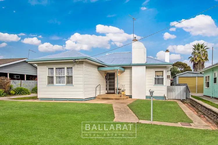 12 Rogers Street, Maryborough VIC 3465