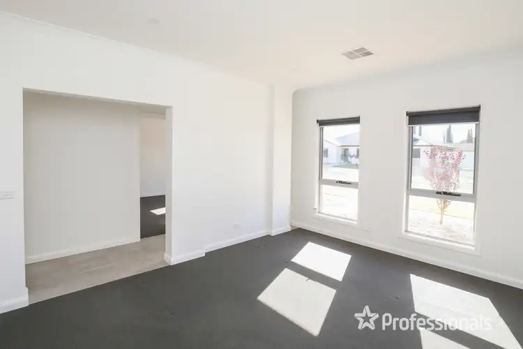 Sixth view of Homely house listing, 4 Midtown Drive, Mildura VIC 3500