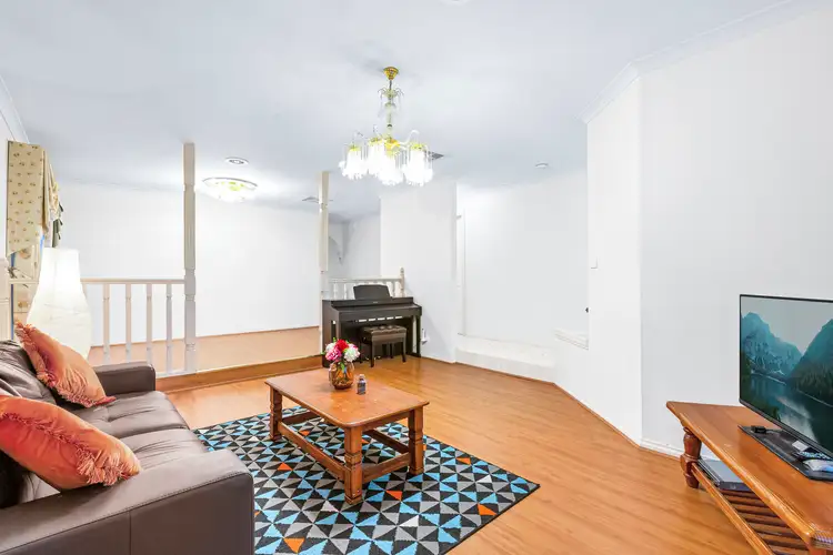 Sixth view of Homely house listing, 3 Sica Court, Sydenham VIC 3037