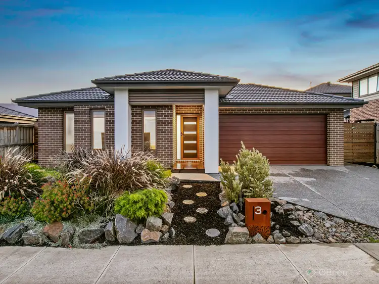3 Capstone Street, Clyde VIC 3978