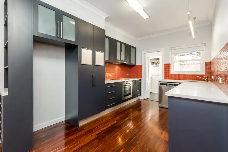 4/42 Pier Street, Glenelg South SA 5045