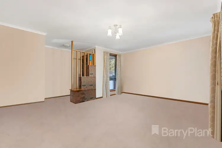 Second view of Homely house listing, 6 Soyuz Court, Mount Clear VIC 3350