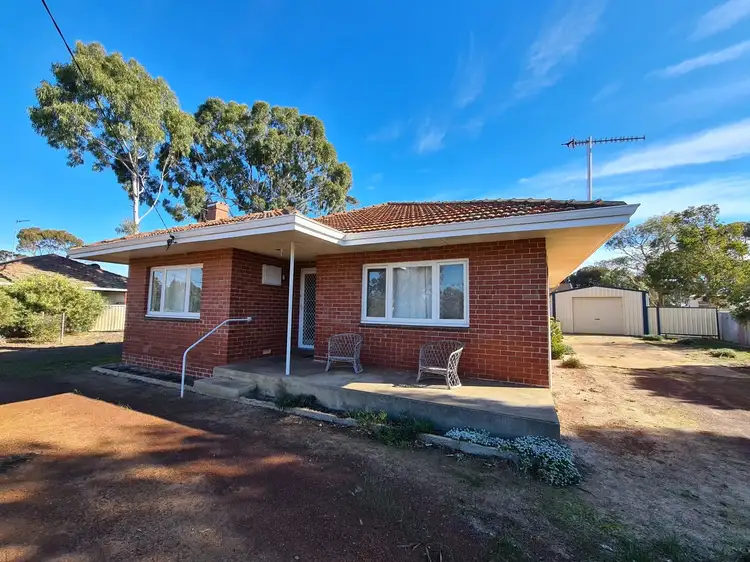 8 Arle Street, Katanning WA 6317