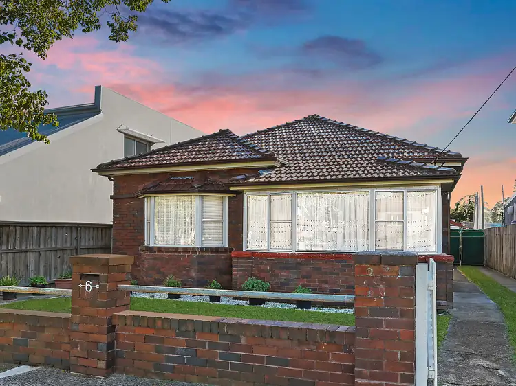 6 Hambly Street, Botany NSW 2019