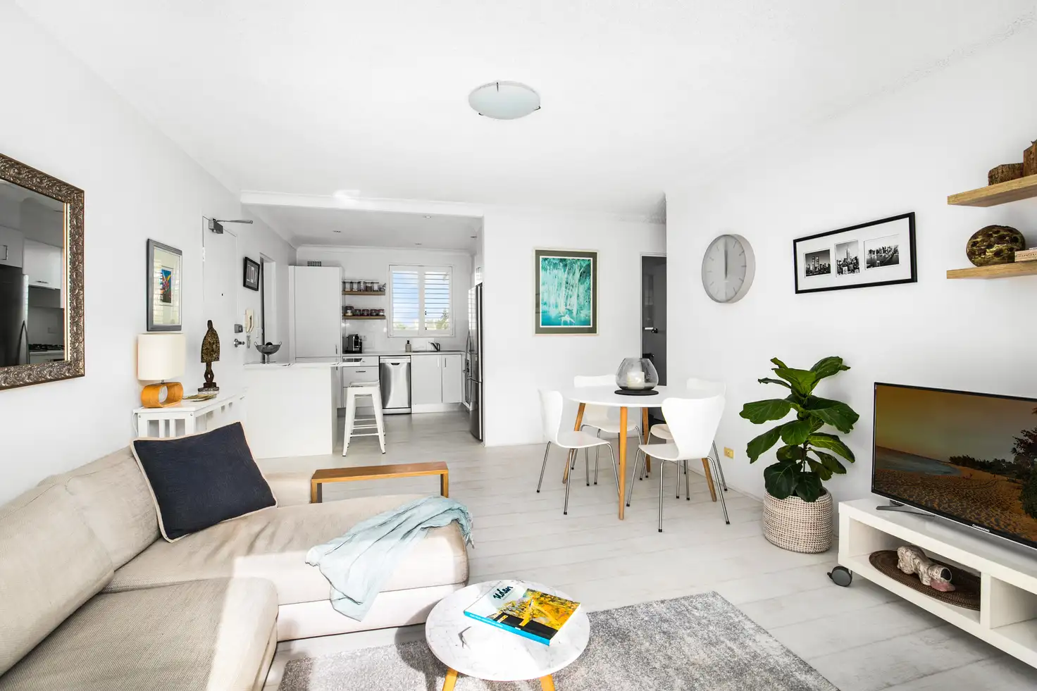 Main view of Homely unit listing, 8/70 Harbord Road, Freshwater NSW 2096