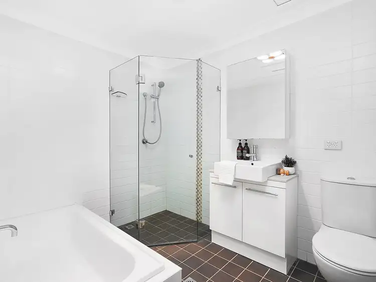 Sixth view of Homely apartment listing, 5/2A Hume Street, Wollstonecraft NSW 2065