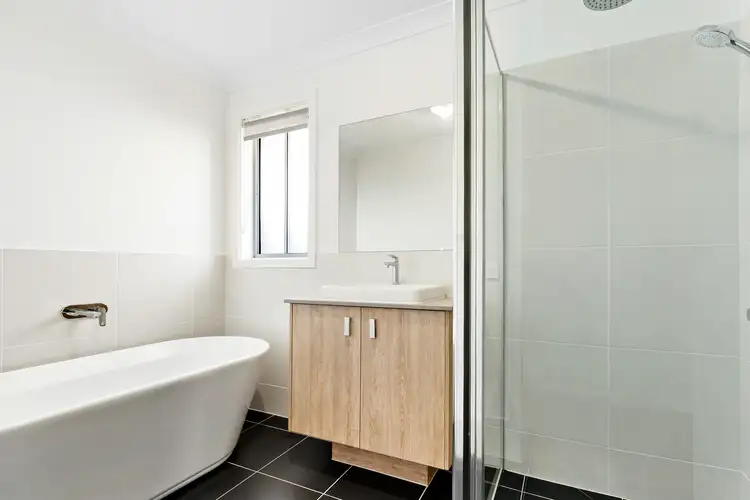 Sixth view of Homely house listing, 4 Dymock Drive, Calderwood NSW 2527