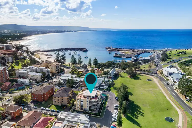 Main view of Homely apartment listing, 2/4-6 Hector Street, Wollongong NSW 2500