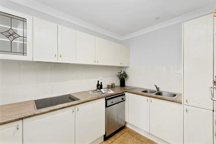 Third view of Homely apartment listing, 2/4-6 Hector Street, Wollongong NSW 2500
