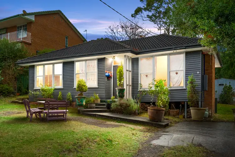 6 Mehaffey Street, Woonona NSW 2517