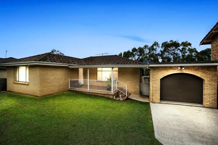 19 Coral Crescent, Unanderra NSW 2526