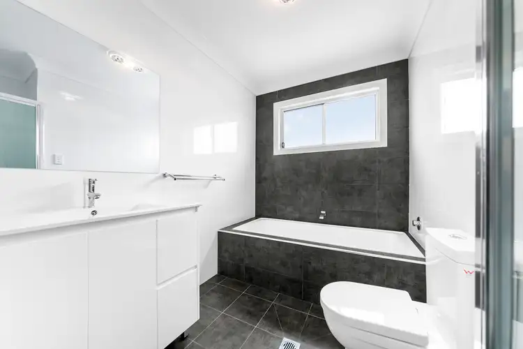 Sixth view of Homely house listing, 20 Saltwater Circuit, Kanahooka NSW 2530