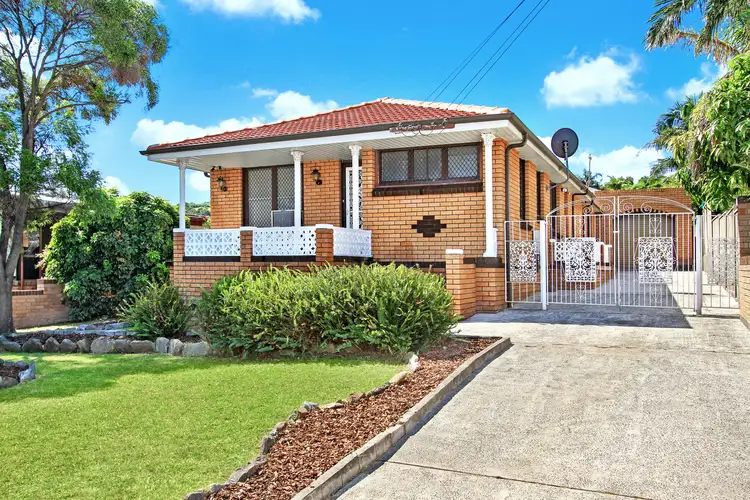 618 Northcliffe Drive, Berkeley NSW 2506