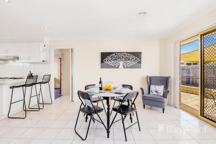 Fourth view of Homely house listing, 2/2 Pearl Court, Mill Park VIC 3082