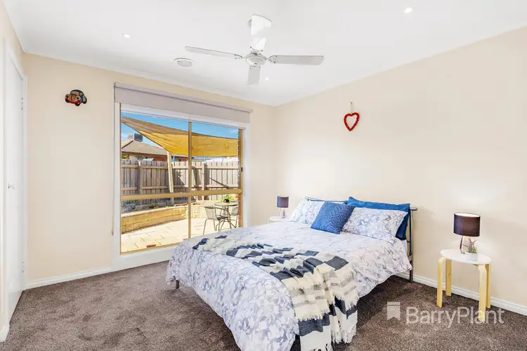 Sixth view of Homely house listing, 2/2 Pearl Court, Mill Park VIC 3082