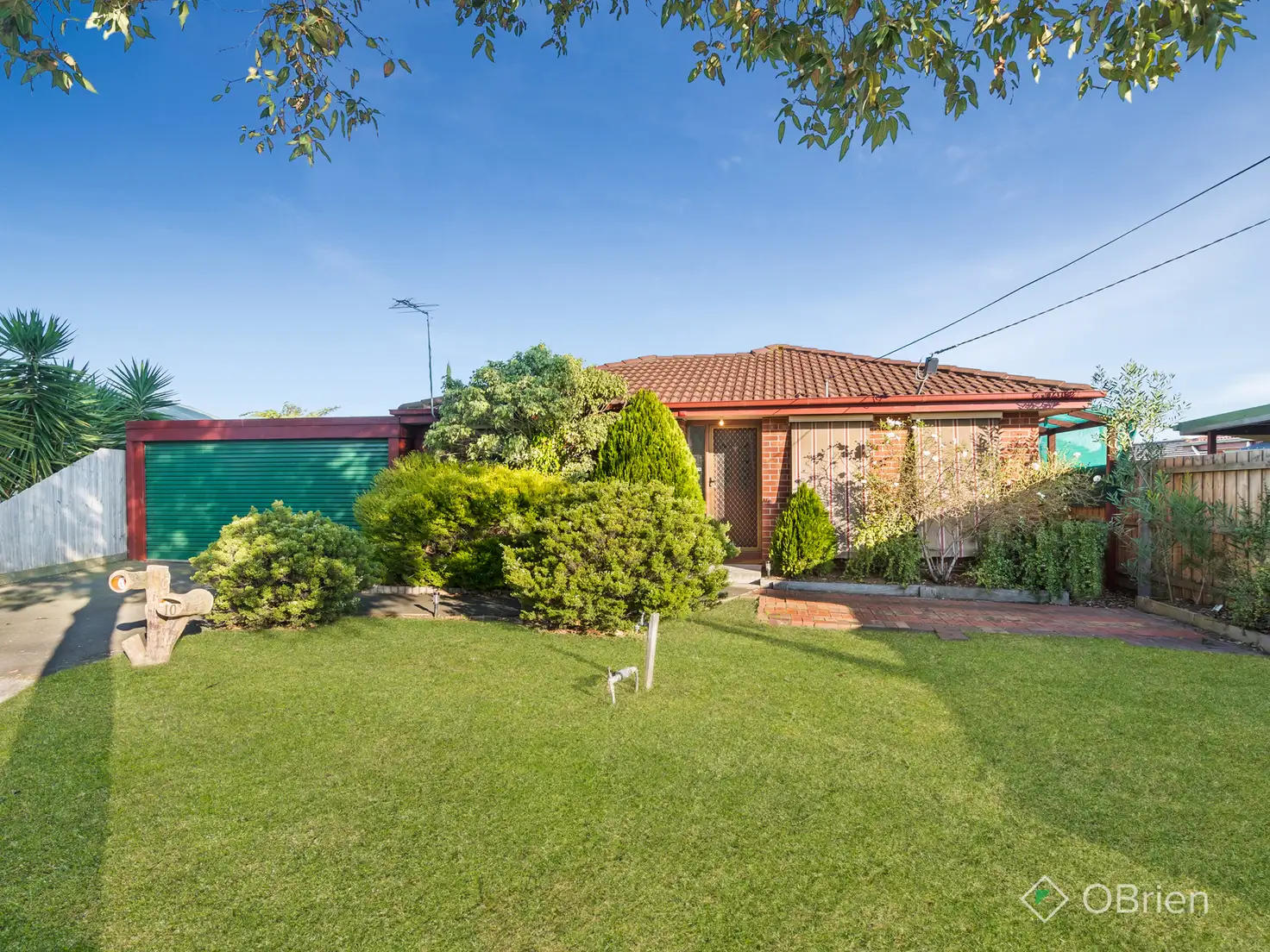 Main view of Homely house listing, 10 Dunrobin Court, Carrum Downs VIC 3201