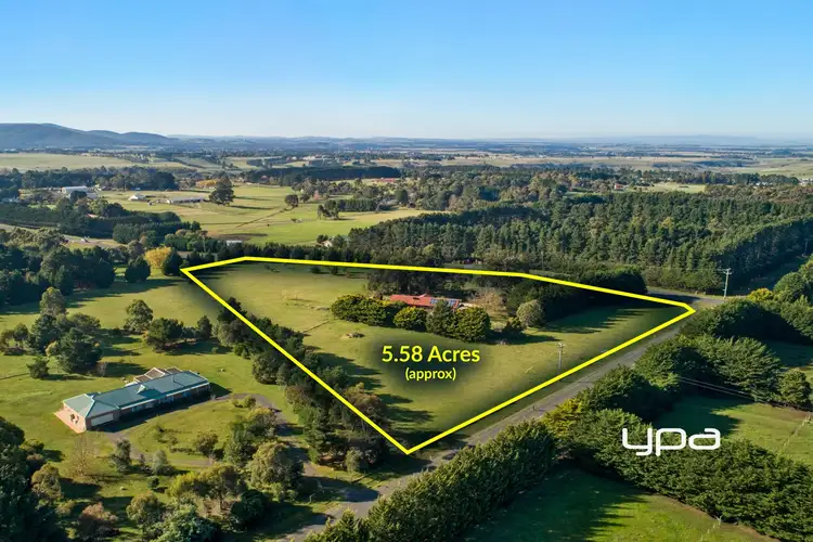5 Panorama Drive, Gisborne VIC 3437