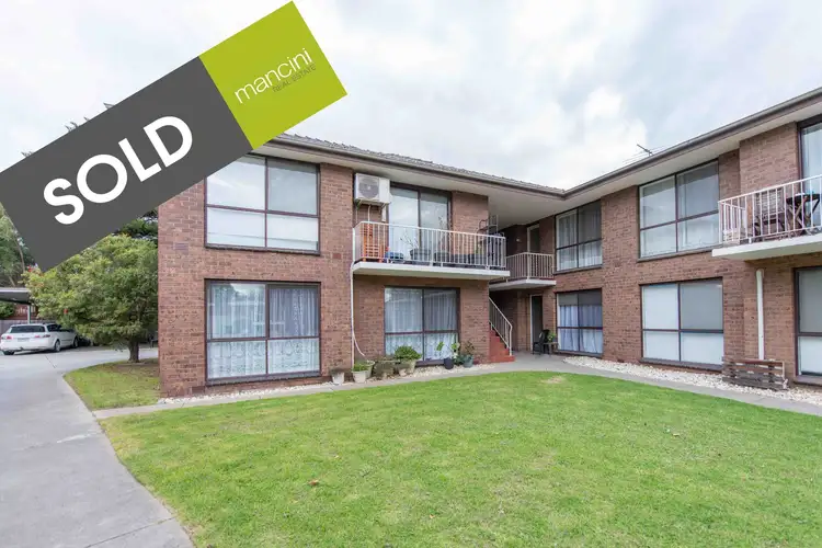 7/3-5 Robin Street, Altona VIC 3018