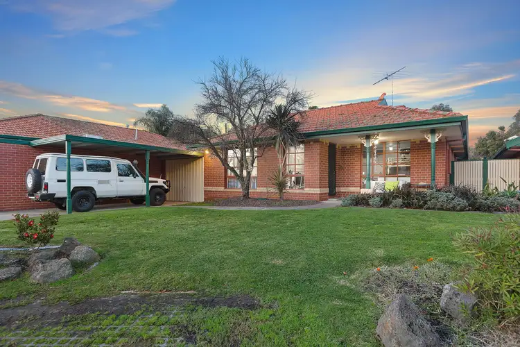 6 Oploo Court, Dingley Village VIC 3172