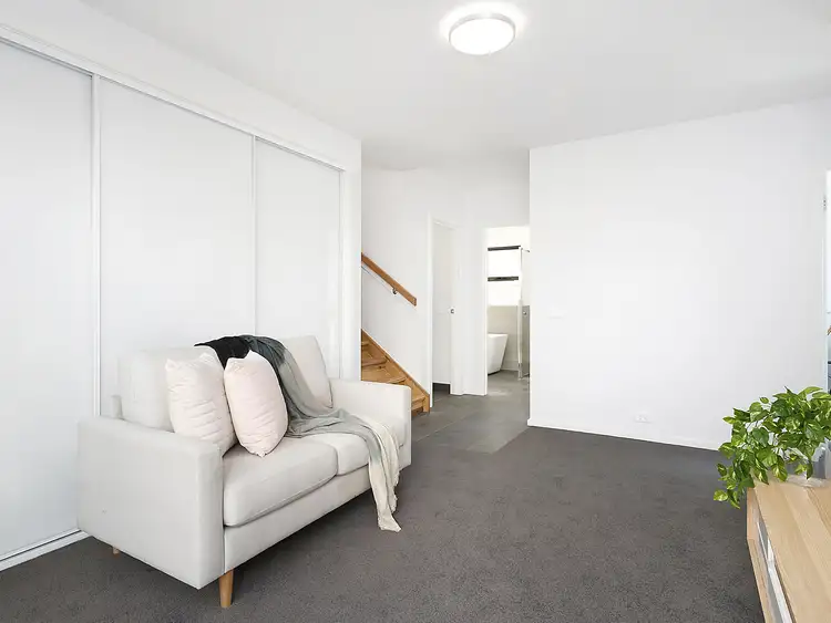 Fifth view of Homely house listing, 2 Jewell Place, Highton VIC 3216