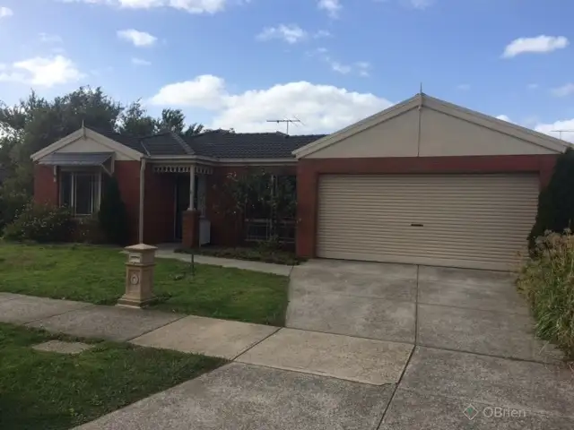 6 Blake Street, Berwick VIC 3806