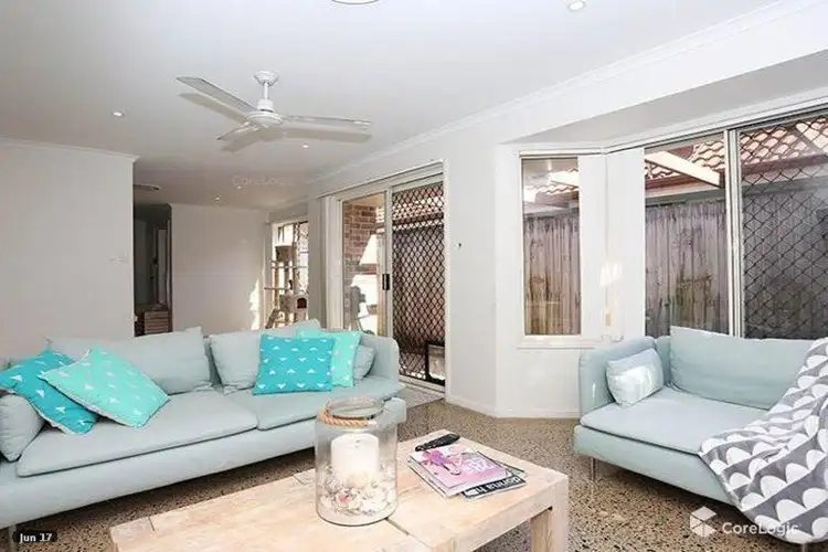 2/81 Parkway Drive, Mooloolaba QLD 4557