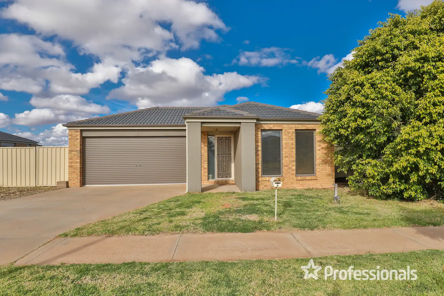 Main view of Homely house listing, 8 Chardonnay Drive, Mildura VIC 3500