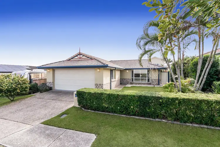 8 Rudkin Street, Wakerley QLD 4154