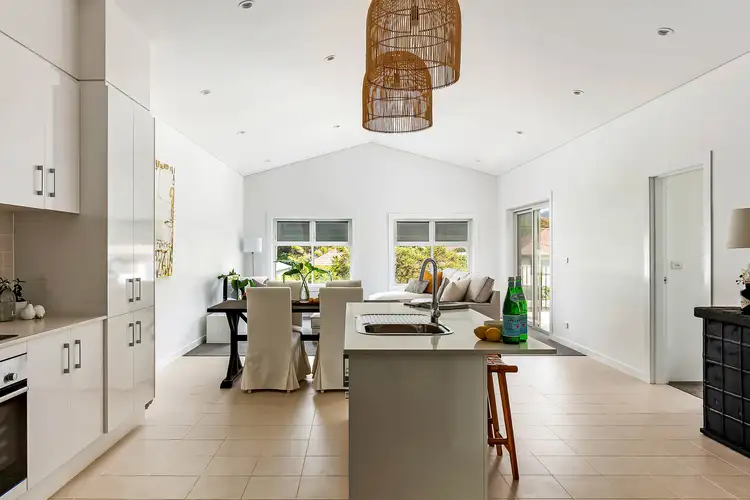 Main view of Homely unit listing, 2/16 Greta Street, Gerringong NSW 2534