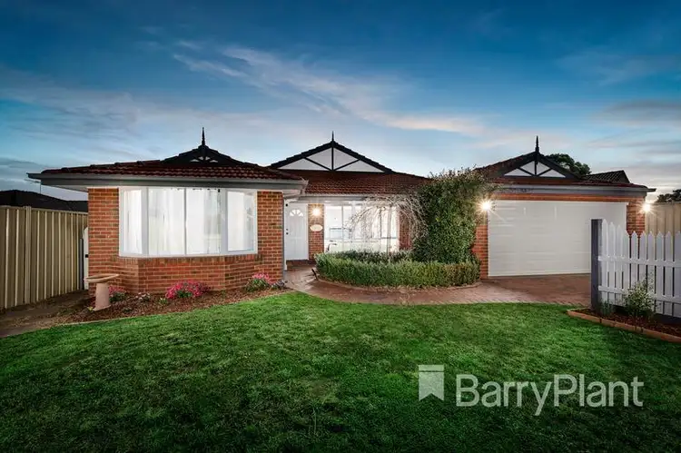 1 Lady Penrhyn Avenue, Mill Park VIC 3082