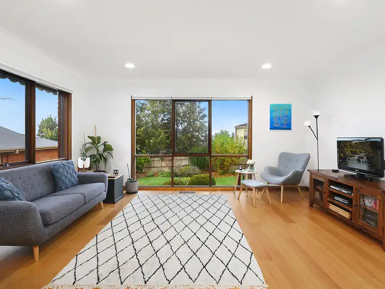 Sixth view of Homely house listing, 2 St Georges Court, Highton VIC 3216