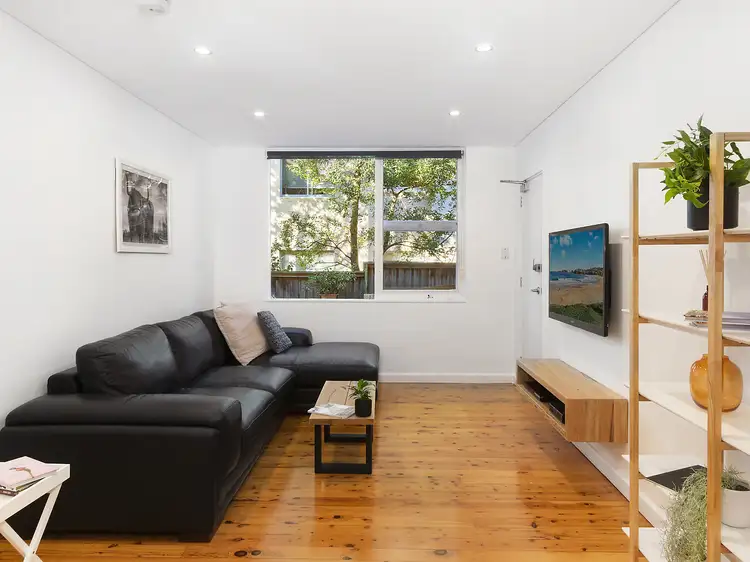 Second view of Homely unit listing, 3/17 Sturdee Parade, Dee Why NSW 2099
