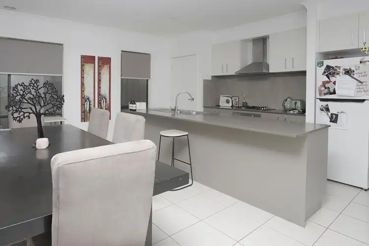 Fifth view of Homely house listing, 8 Caspar Place, Maddingley VIC 3340