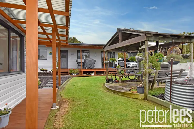10 Oakden Place, Greens Beach TAS 7270
