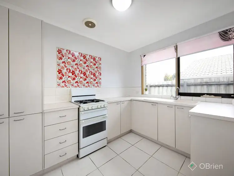 Third view of Homely villa listing, 1/2-18 Bourke Road, Oakleigh South VIC 3167