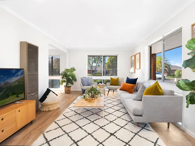 Second view of Homely house listing, 8 Eldine Court, Grovedale VIC 3216