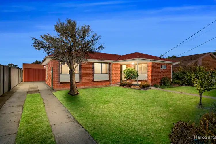 28 Oakwood Road, Albanvale VIC 3021