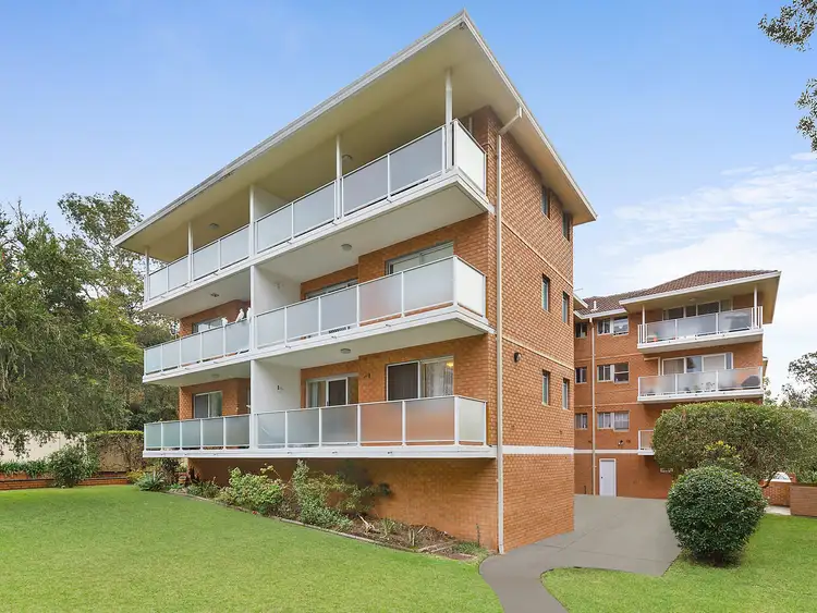 2/11 Curtis Street, Caringbah NSW 2229
