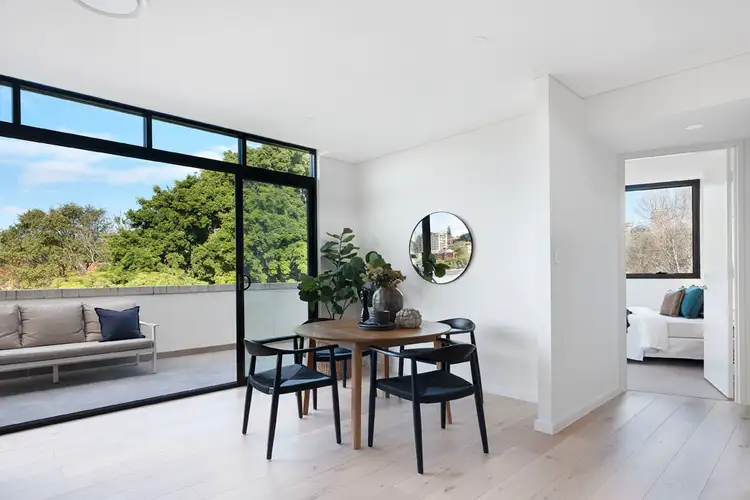 Third view of Homely apartment listing, 402/18-28 Neild Avenue, Rushcutters Bay NSW 2011