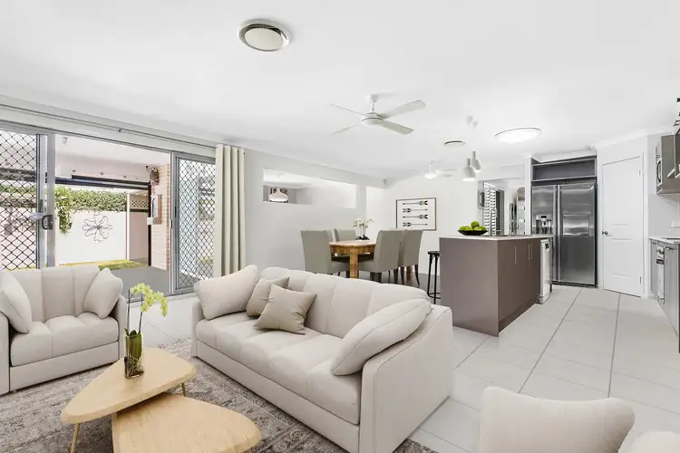 20 Bondi Court, Sandstone Point QLD 4511