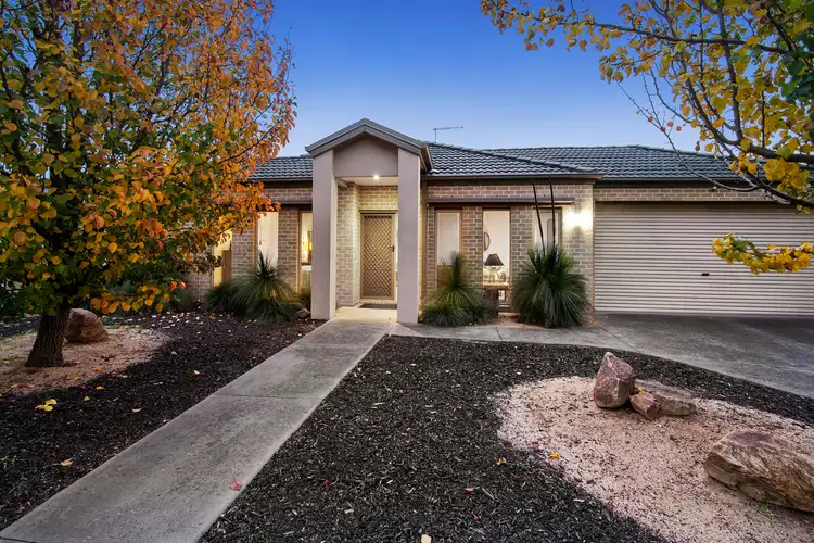 1/4 Robinia Street, Frankston VIC 3199