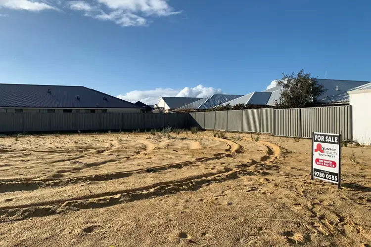 25 Weewar Circuit, South Yunderup WA 6208