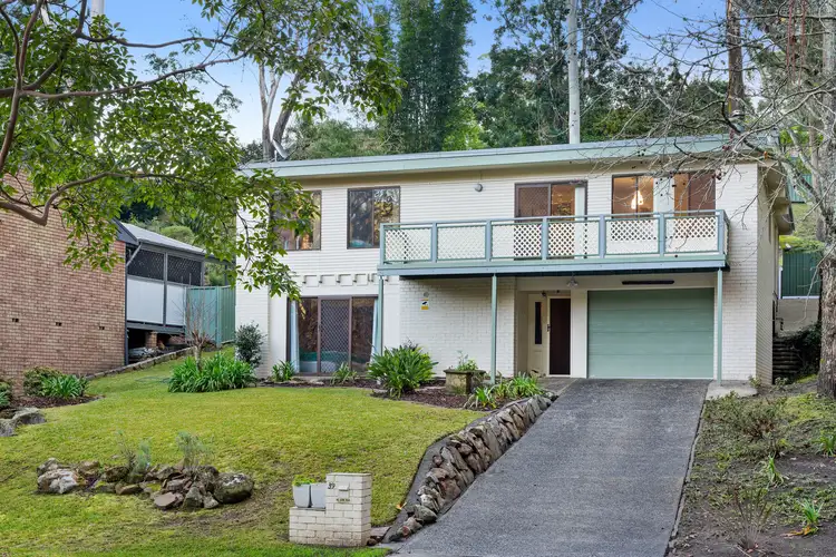 39 Elissa Crescent, Wyoming NSW 2250