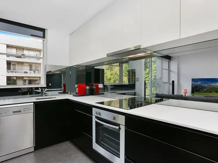 Third view of Homely apartment listing, 5F/8 Hampden Street, Paddington NSW 2021