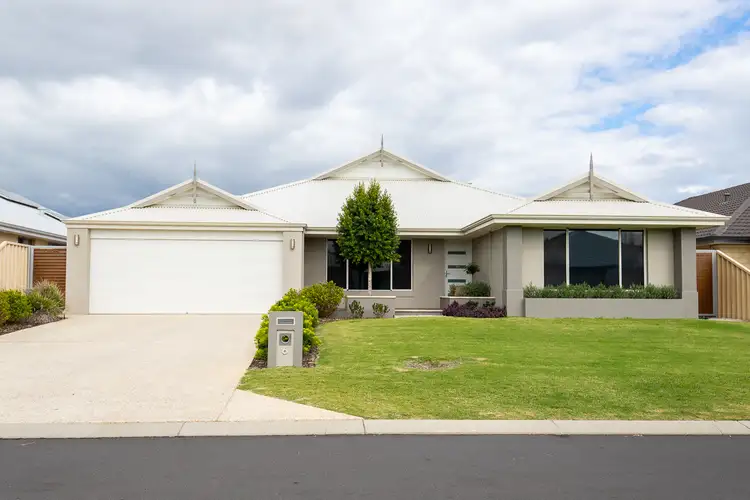 6 Oldfield Street, Millbridge WA 6232