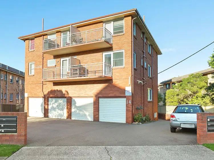 Second view of Homely unit listing, 10/14 Croydon Street, Cronulla NSW 2230