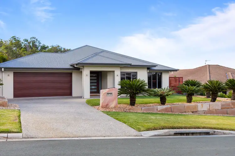 8 Peafowl Street