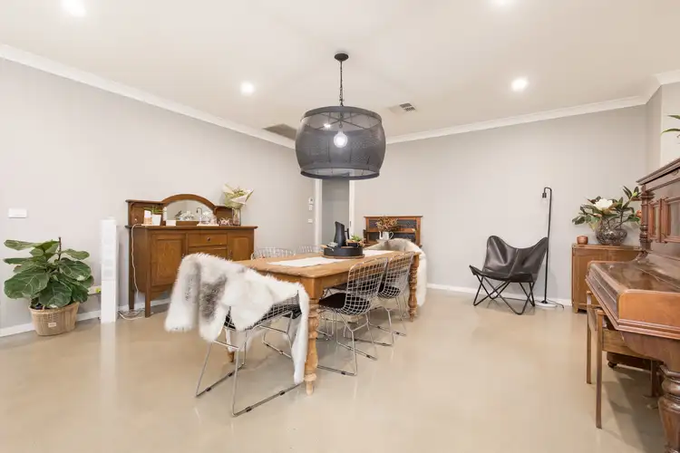 Sixth view of Homely townhouse listing, 1/1 Ribarits Court, Mildura VIC 3500